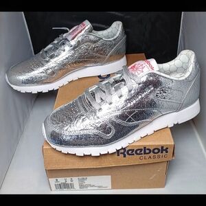 Reebok Classic Leather HD size 9